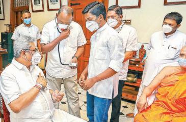 President Gotabaya Rajapaksa inspecting Venura’s  wireless stothescope during his recent visit to Kandy