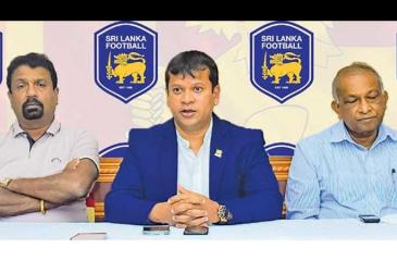 Jaswar Umar (centre), President of Football Sri Lanka spells out his plans further inspired by the showing of the team at the SAFF championship in the Maldives flanked by Ranjith Rodrigo (VP) and KPP Pathirana (VP)