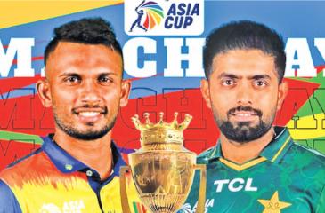 Sri Lanka captain Dasun Shanaka (left) and Pakistan captain Babar Azam pose before the final showdown