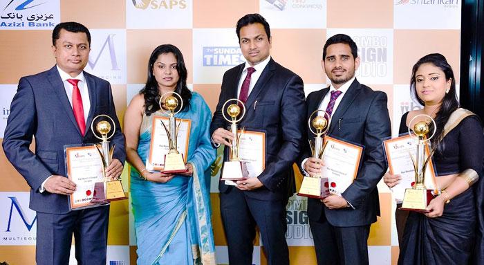 Group Chief Executive Officer, Blue Mountain, Vinesh Athukorala, Chief Executive Officer, Blue Mountain Apartments, Ridma Madawatte, Group Chairman, Blue Mountain, Dr. Hiran Hettiarachchi, Group Director, Blue Mountain, Thilan Anuradha, Head of Research and Development, Blue Mountain, Praneetha Navaratne with the awards.