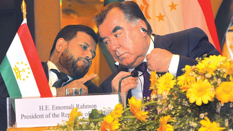 Picture by thushara fernando Minister of Industry and Commerce, Rishad Bathiudeen in conversation with Tajikistan President Emomali Rahmon in Colombo.     