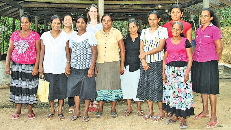 Visiting New Zealand farmer Marloes Levelink with women of dairy farming families