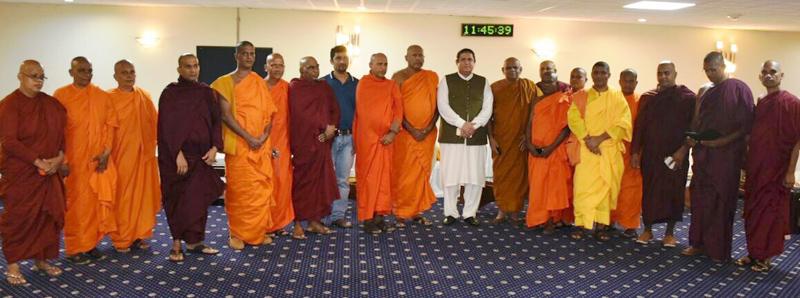 Acting High Commissioner Dr. Sarfraz Sipra with the delegation at BIA