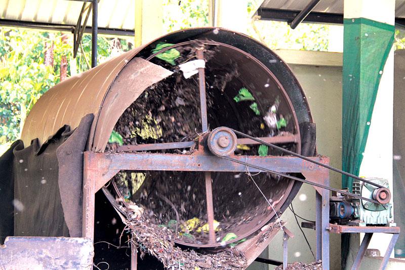 The recycling of garbage at the Kiriniwela recycling centre. PIC: LAKE HOUSE MEDIA LIBRARY     