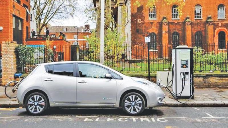 An electric vehicle on charge on a London street  Pic: Miles Willis/Getty Images for Go Ultra Low 