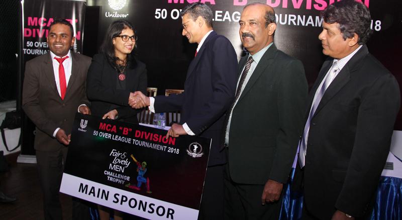 Marketing Manager Unilever “Skin Care and Hair Care’ Nilushi Jayathilaka  hands over the sponsorship to president of Mercantile Cricket Association  Niran Mahawatte. Also in the picture are (from Left) Senior Brand Manager Unilever Sri Lanka Daminda Perera,Secretary MCA Nalin Wickramasinghe and  Tournament Committee Chairman Sujeeva de Silva. Picture by Rukmal Gamage.   