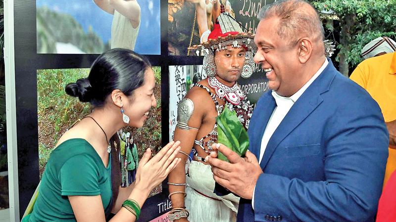 Minister Mangala Samaraweera being welcomed at the Film Festival