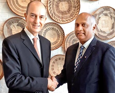 Timothy Wright - General Manager of Shangri-La Hotel Colombo on left and Indrajith Fernando - President Rotary Club of Colombo East