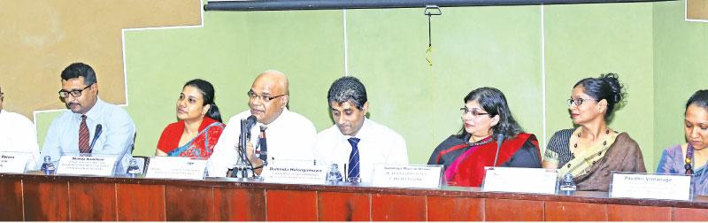 Members at the panel discussion titled ‘The new forex Act and Regulations – What does it mean for business?’ organized by the Ceylon Chamber of Commerce.     PIC: SAMANTHA WIJESIRI