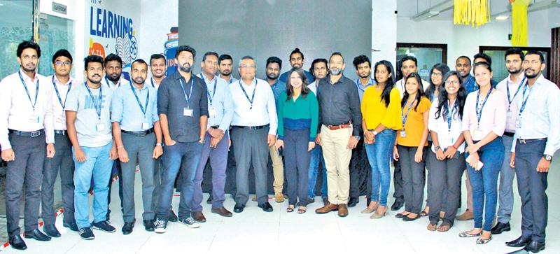 ​​The teams from Unilever Sri Lanka and Mindshare’s Team Unilever     
