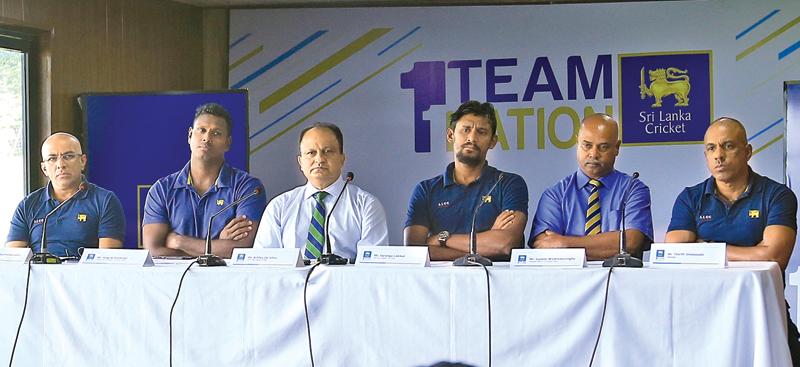  The many moods of professional sportsmen as well as administrators can also vary from situation to situation on the field as well as off it. Here Sri Lanka’s cricketers, officials and coach sport contrasting moods at a Press conference to mark the end of the South Africa-Sri Lanka home series. From left: Chandika Hathurusinghe (coach), Angelo Mathews (captain), Ashley de Silva (CEO), Suranga Lakmal (vice captain), Gamini Wickremasinghe (selector) and Charith Senanayake (manager)     