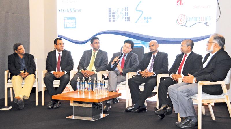  (From left): Senior Journalist Mr. Feizal Samath, Professor Vajira Dissanayake, Dr. Buddika Dayaratne, Dr. Nishan Siriwardena, Dr. Pamod Amarakoon, Mr. Kasun Karunaratne of Creative Software and Mr. Irshad Deen of SLT