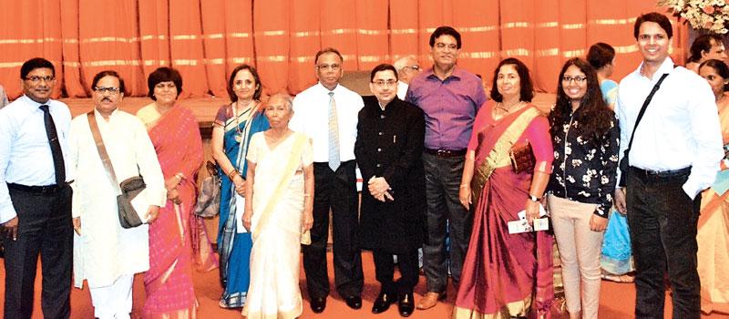 Anula de Silva (5th from left) with Founder of Stree Shakti, Rakha Mody and President of Stree Shakti, Dr. Arati Sexena, Vice Chancellor of the Ruhuna University, Prof Gamini Senanayake and other invitees after the award ceremony