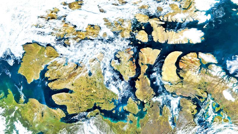 A nearly ice-free Northwest Passage in the Arctic in August 2016. Pic: VIIRS/Suomi NPP/Nasa  