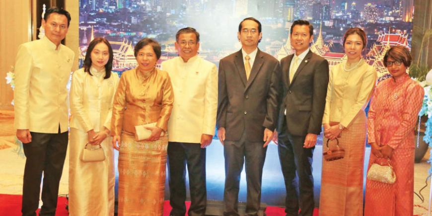 The Ambassador and the Thai Embassy officials