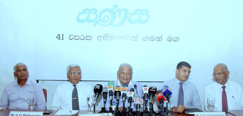 The head table at the press briefing. Pic: Chaminda Niroshana 