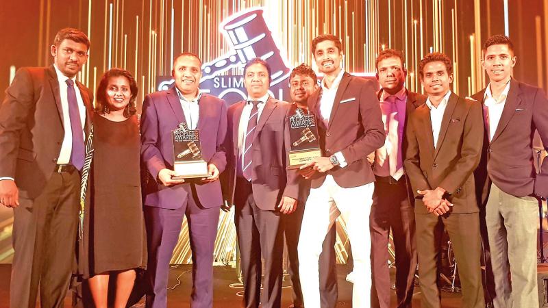 Team Elephant House with awards for ‘Beverage Brand of the Year’ and ‘Youth Choice Beverage Brand of the Year’ at the SLIM-Nielsen People’s Awards 2019.