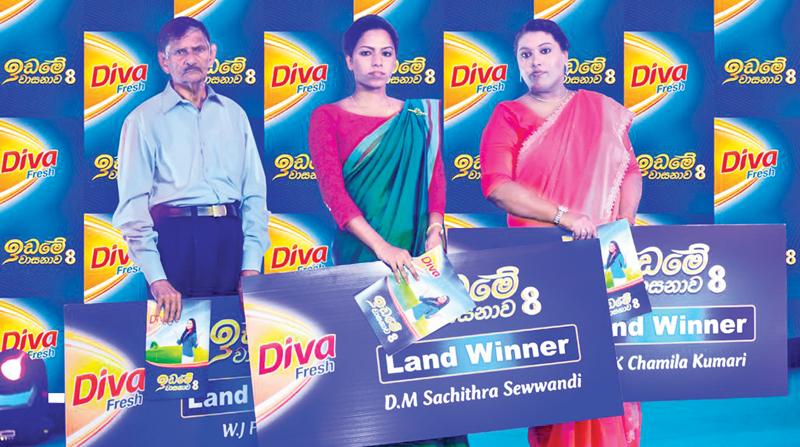  From left: Diva Idame Vasanawa land recipients - W.J. Fernando, Suchithra Sevvandi and Chamila Kumari.   
