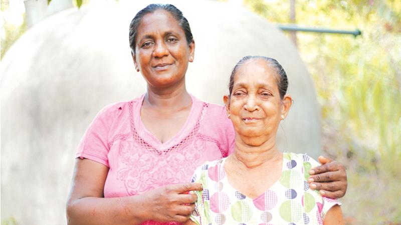 Samawathie (left) with her mother