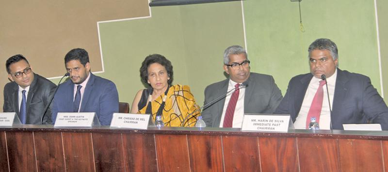  The head table: (From right)- Immediate Past Chairman, EASL, Harin de Silva, Chairman, EASL, Chrisso de Mel, founder member and past Chairperson, EASL, Dawn Austin  and two officials. Pix: Saliya Rupasinghe  