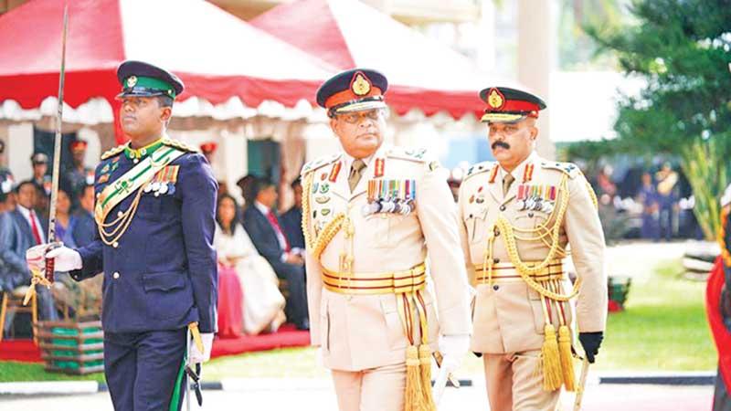 New Army Commander Lieutenant General Shavendra Silva receives the Guard of Honour after assuming office at the Army Headquarters.