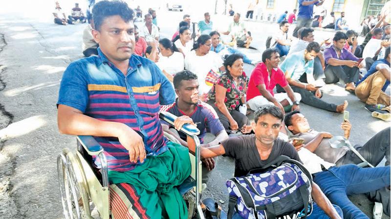 Protesting disabled soldiers in Colombo Fort