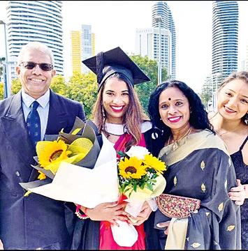 Manoharan (husband), Aditi, Shangita and Nritta