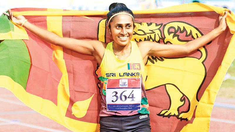 Soldiers don’t quit. Nilani Ratnayake after winning the 1500m gold medal (Pix by Sameera Peiris)