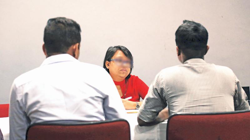 Privates Asitha Akalanka and Supun Kumara being interviewed. Pic By Rukmal Gamage