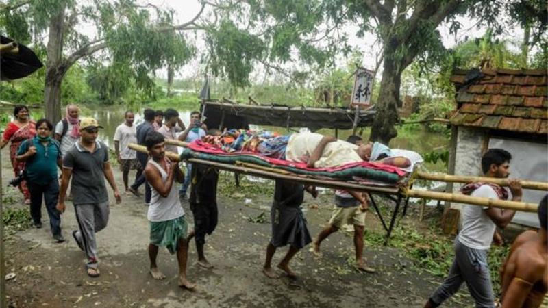 Many people were injured when a wall collapsed in Bengal  (AFP)