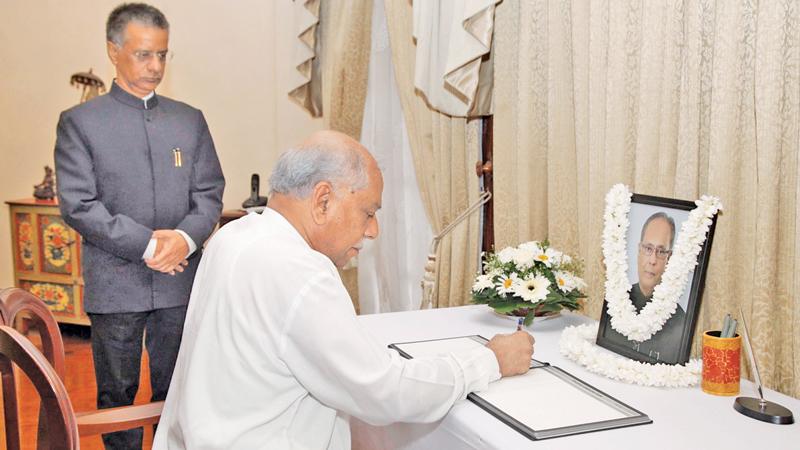 Foreign Minister Dinesh Gunawardena, State Minister Tharaka Balasuriya and Foreign Secretary Admiral Prof. Jayanath Colombage visited the Indian High Commission in Colombo to sign the condolence book on the demise of former Indian President Pranab Mukherjee.