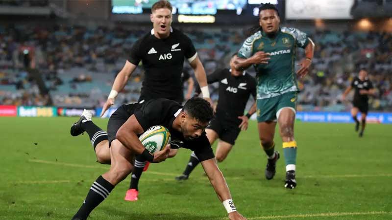 New Zealand’s Richie Mounga crosses the line for a try as he scored 23 points in a 43-5 victory for the All Blacks to win the Bledisloe Cup for the 18th year in succession (bbcsport)