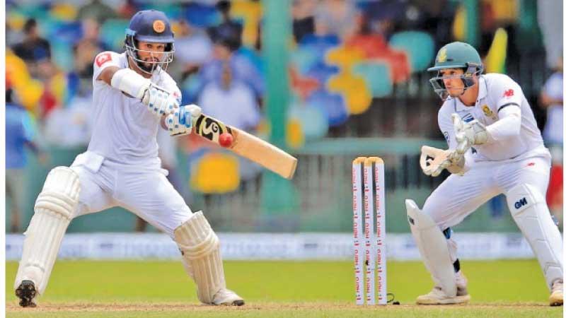 Dimuth Kurunaratne made the only century in South Africa not due to the team’s foreign experts but thanks to him being the most experienced batsman in the Sri Lanka team