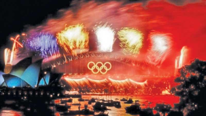 Olympic colours on the Sydney Harbour Bridge