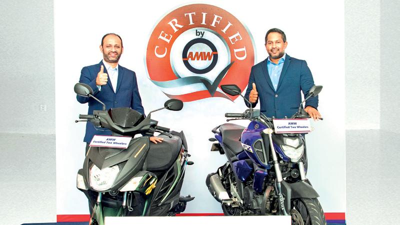 Zahran Ziyawudeen, Deputy General Manager, Yamaha, AMW (left) and Yohann De Zoysa, Director, Passenger Vehicles – AMW at the launch of ‘Yamaha Certified’.