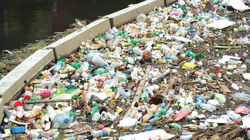 Since its installation in August 2020, the pilot ‘Ocean Strainer’ trash trap has prevented over 30,000 kg of waste from reaching the ocean through the Dehiwela canal mouth.