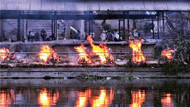Funeral pyres at a crematorium in Lucknow city (Pic: Sumit Kumar)