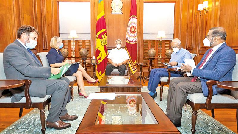 British High Commissioner to Sri Lanka Sarah Hulton called on President Gotabaya Rajapaksa at the Presidential Secretariat on Friday morning (4)