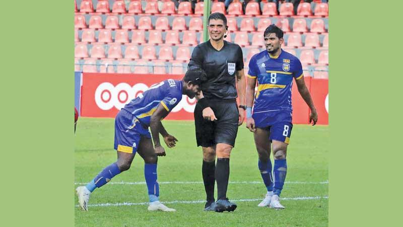 Referee Feras Taweel officiating in the match between Sri Lanka and Bangladesh (Pic by Prince Gunesekere)