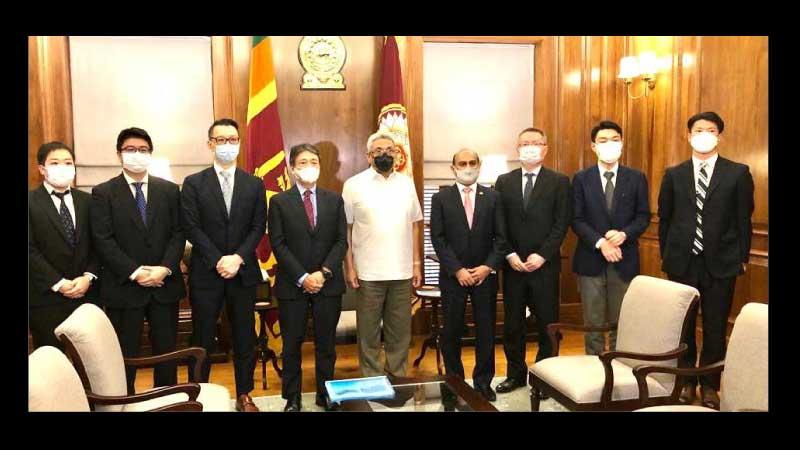 President Gotabaya Rajapaksa and Ambassador Gunasekara with the Marubeni Corporation delegation