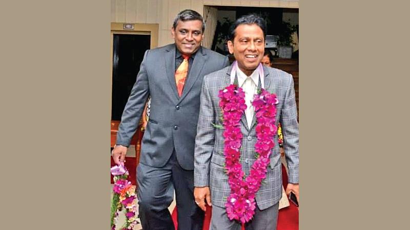 Flashback: Editor-in-Chief, Sunday Observer Dinesh Weerawansa (left) with former ANCL Chairman Bandula Padmakumara (right)