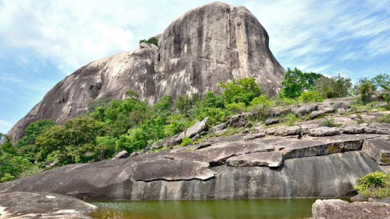 The Bambaragastalawa rocky ridge in Kumana forest