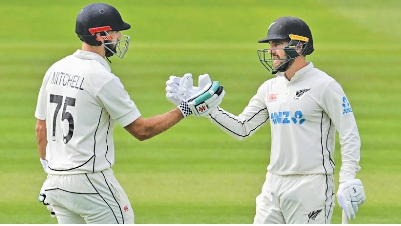 New Zealand's batting pair of Daryl Mitchell (left) and Tom Blundell compliment each other 