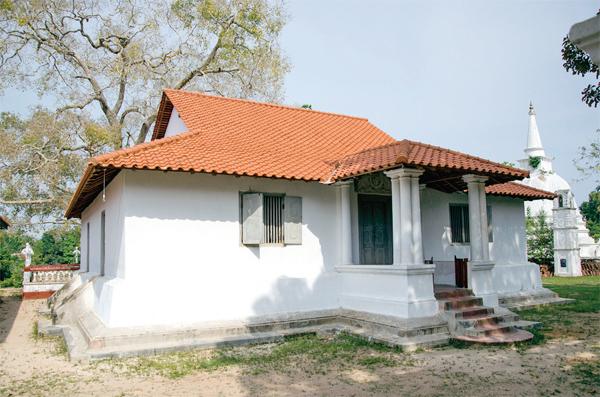 The main image house of the Purwarama temple at Kataluwa