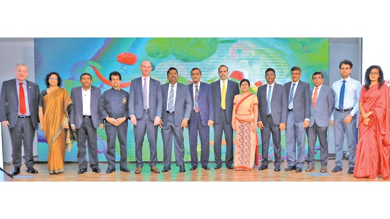 Australian High Commissioner Paul Stephens with NAITA and Ministry officials