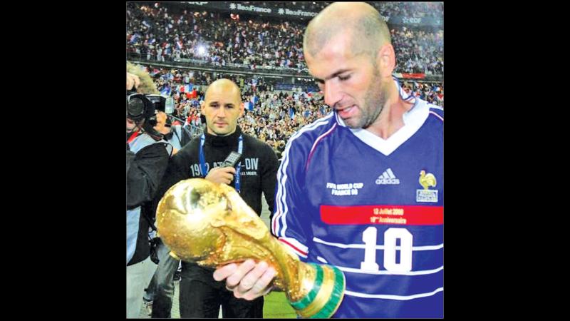 Zinedine Zidane with the 1998 World Cup