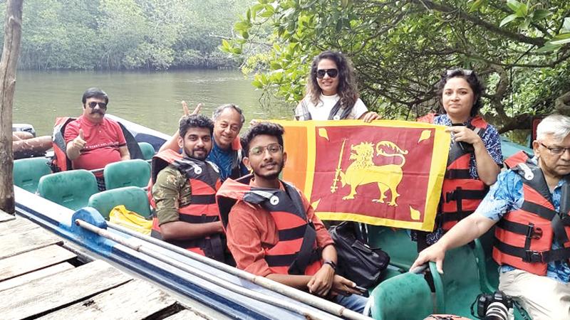 Boat ride across the Bentota river	