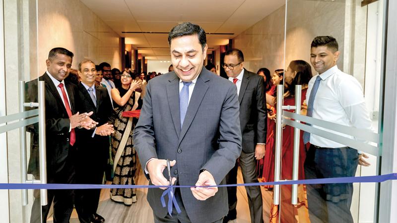 Chief Country Officer, Deutsche Bank Sri Lanka, Vikas Arora opens the new office