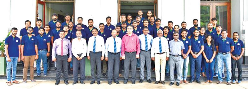 Participants of the eleventh KelaniSaviya CSR program with Peradeniya University’s faculty members and Kelani Cables senior management