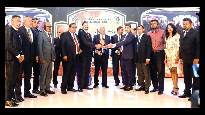 Director of Sithara Limited, Chayanka Wickremesinghe receives the award